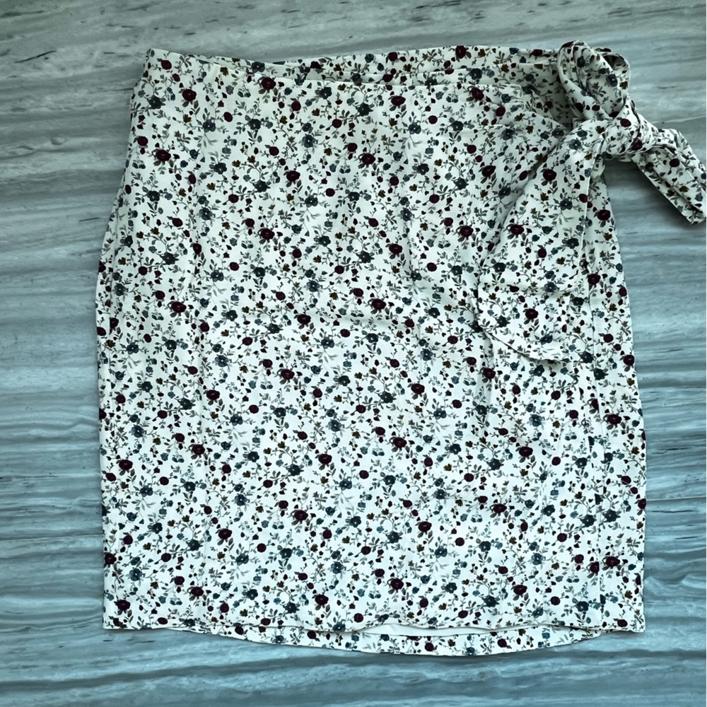 Sézane Floral Wrap Skirt Size 36